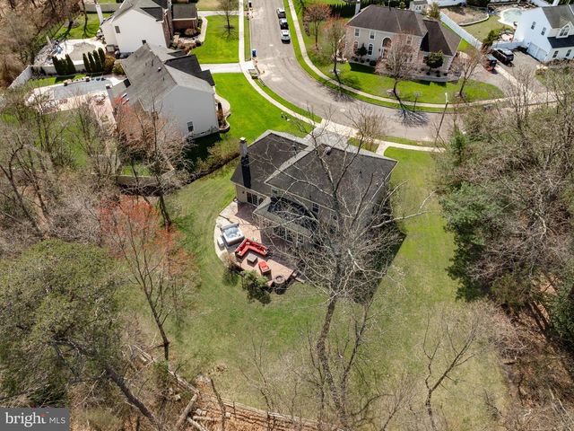 23 LONGFELLOW LN, Hainesport, NJ 08036