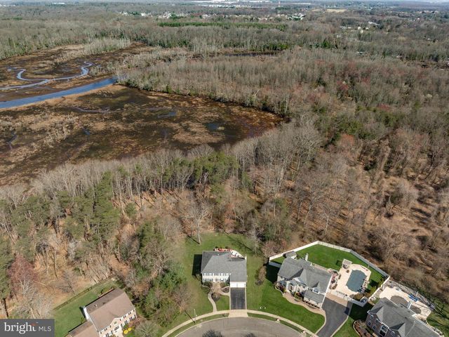 23 LONGFELLOW LN, Hainesport, NJ 08036