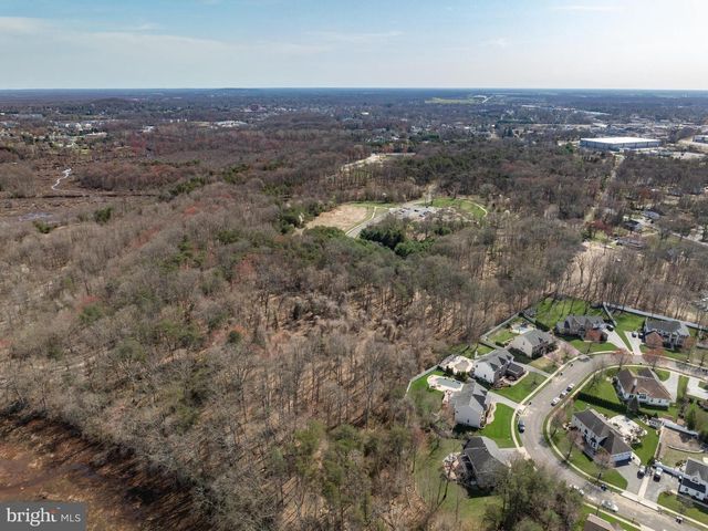 23 LONGFELLOW LN, Hainesport, NJ 08036