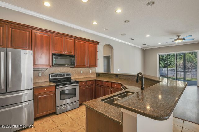 860 BRIARCREEK Road, Jacksonville, FL 32225