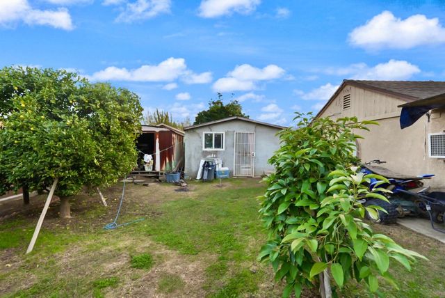 2012 2nd St, Hughson, CA 95326