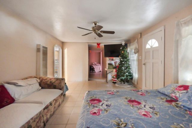 2012 2nd St, Hughson, CA 95326