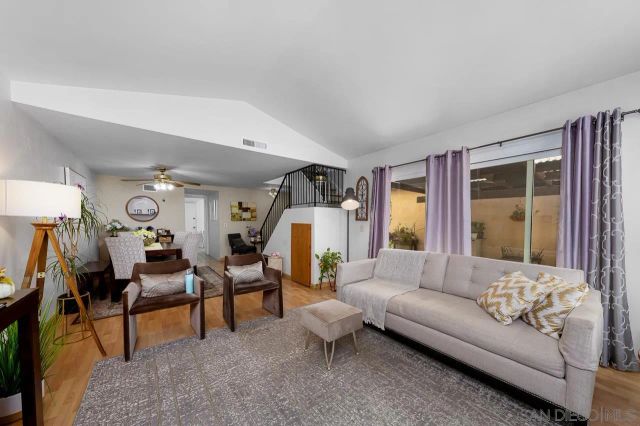 10366 Rochelle Ave, Santee, CA 92071