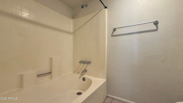1905 E UNIVERSITY Drive 124, Tempe, AZ 85288