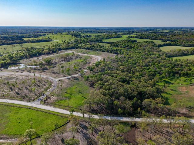 254 Timberland Heights, Windom, TX 75492