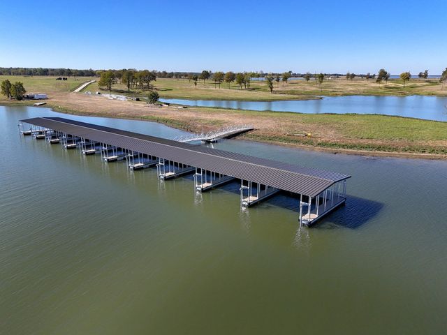 254 Timberland Heights, Windom, TX 75492