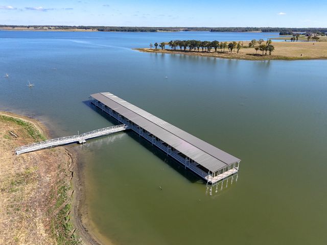 254 Timberland Heights, Windom, TX 75492