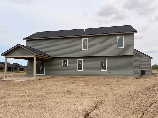 5035 CHICKADEE Drive, Woodburn, IN 46797