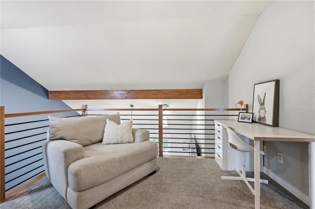 4702 Roundtree Court, Shawnee, KS 66226