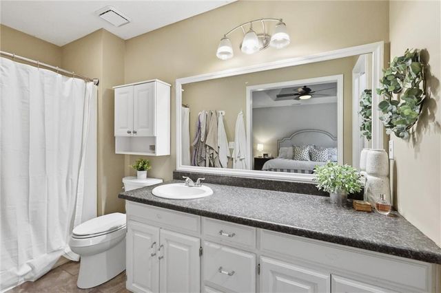 4702 Roundtree Court, Shawnee, KS 66226