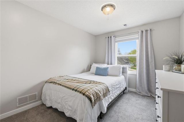 4702 Roundtree Court, Shawnee, KS 66226