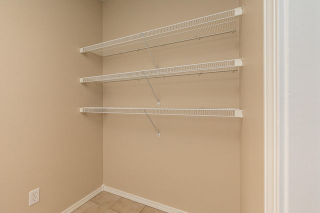 4442 W Normal Street, Springfield, MO 65802