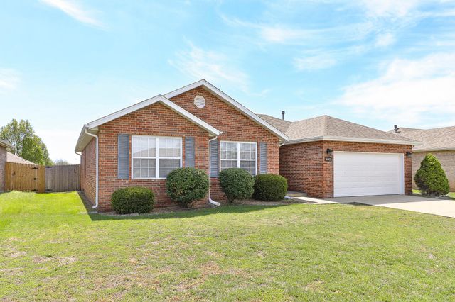 4442 W Normal Street, Springfield, MO 65802