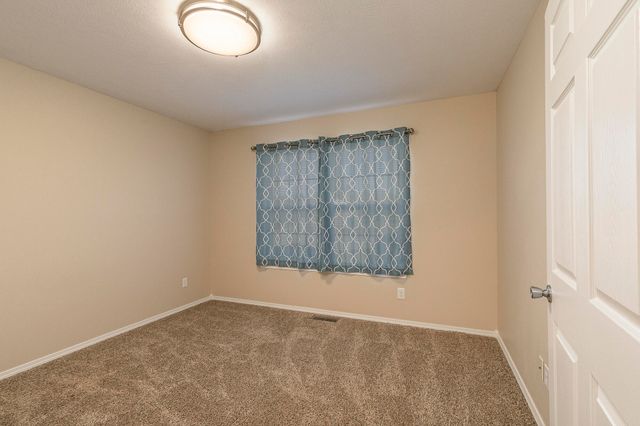 4442 W Normal Street, Springfield, MO 65802