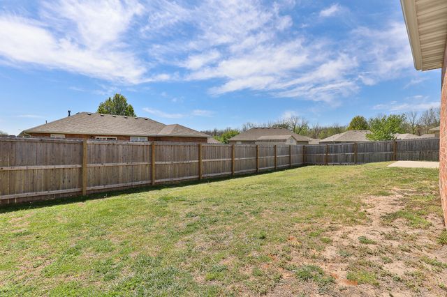 4442 W Normal Street, Springfield, MO 65802