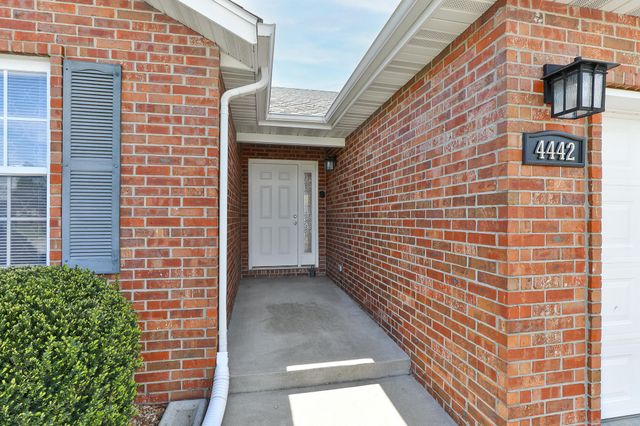 4442 W Normal Street, Springfield, MO 65802