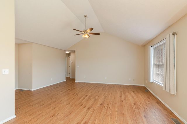 4442 W Normal Street, Springfield, MO 65802