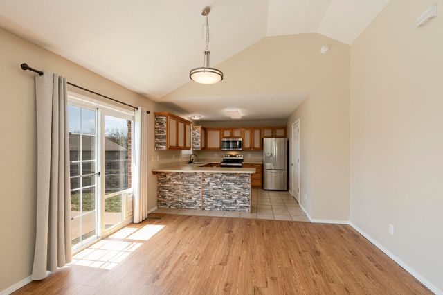 4442 W Normal Street, Springfield, MO 65802