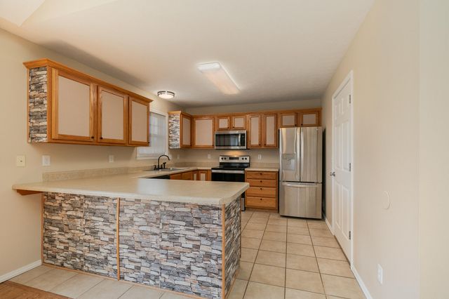 4442 W Normal Street, Springfield, MO 65802