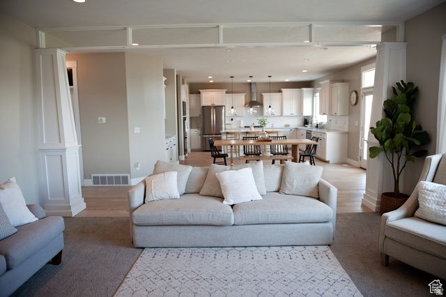 224 S DRY CREEK LN, Vineyard, UT 84058