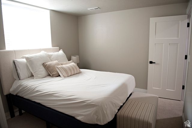 224 S DRY CREEK LN, Vineyard, UT 84058