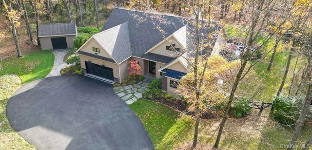 5 Cottage Road, Hopewell Junction, NY 12533