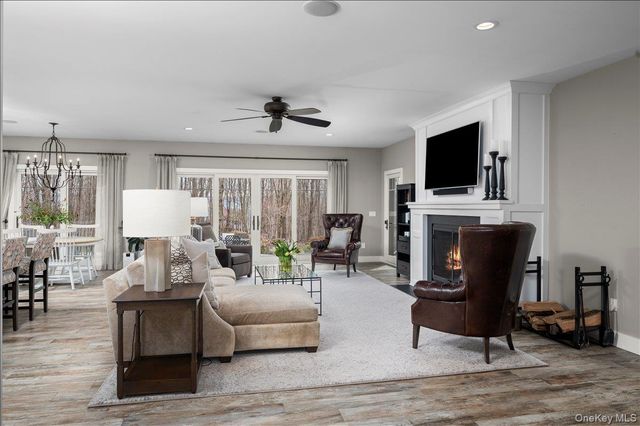 5 Cottage Road, Hopewell Junction, NY 12533