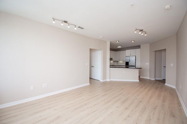 505 Jackson Hill Street 409, Houston, TX 77007