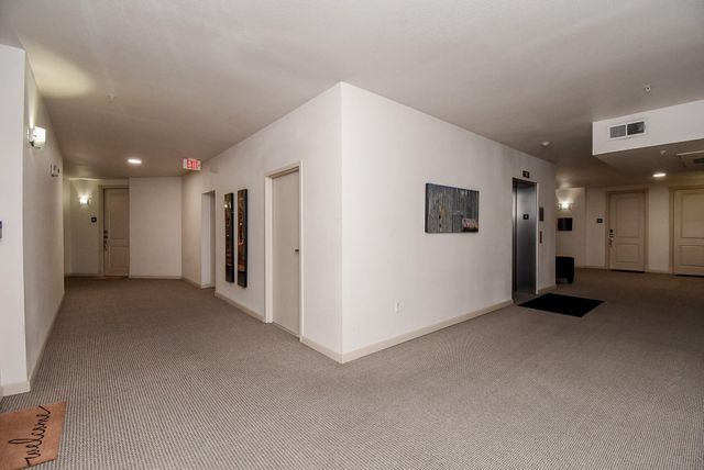 505 Jackson Hill Street 409, Houston, TX 77007