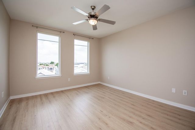 505 Jackson Hill Street 409, Houston, TX 77007