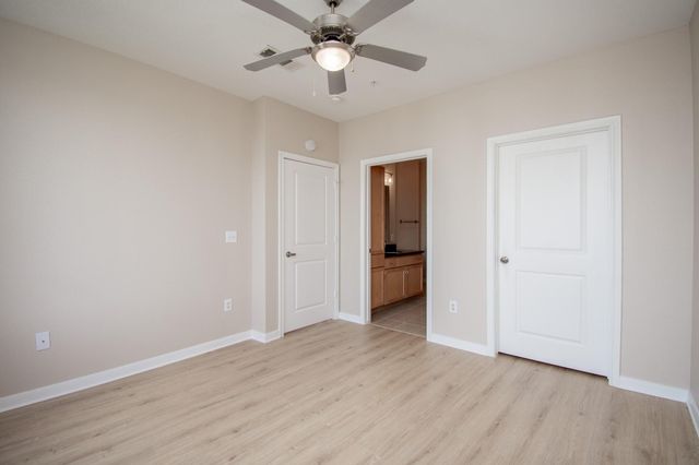 505 Jackson Hill Street 409, Houston, TX 77007