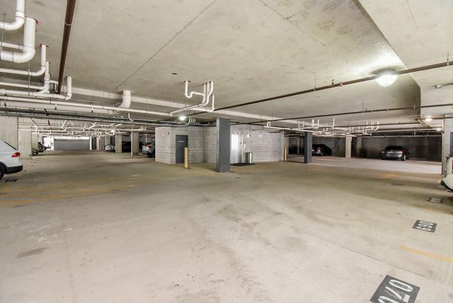 505 Jackson Hill Street 409, Houston, TX 77007