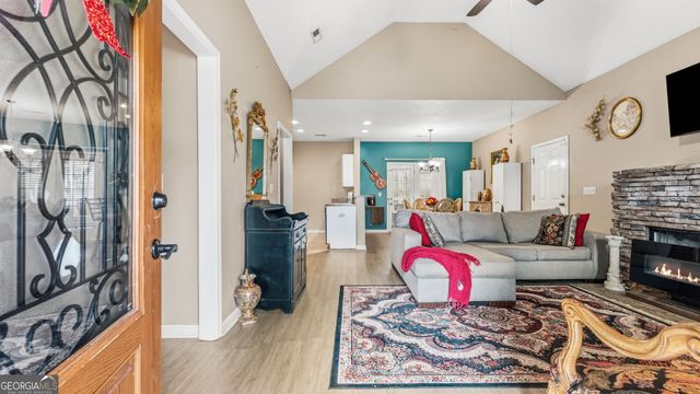 825 Shannon Circle NE, Rome, GA 30161