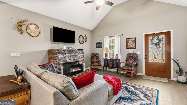 825 Shannon Circle NE, Rome, GA 30161