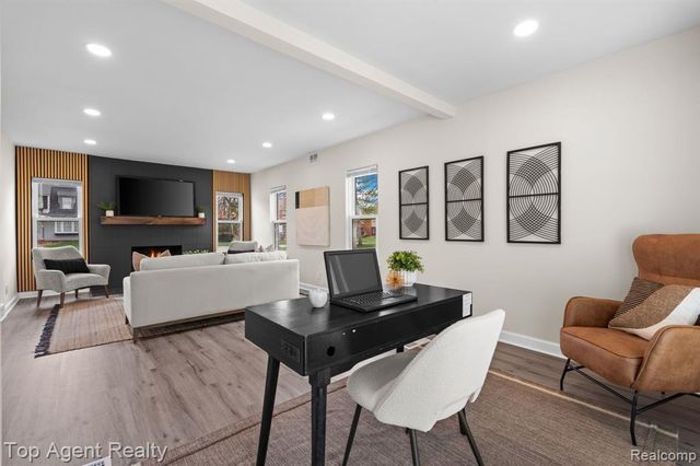 15093 Stahelin Avenue, Detroit, MI 48223