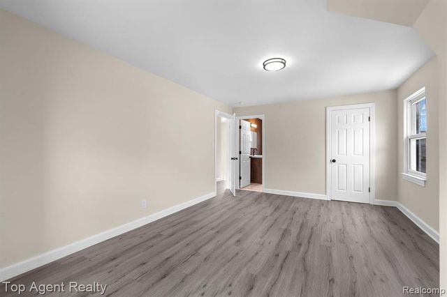 15093 Stahelin Avenue, Detroit, MI 48223