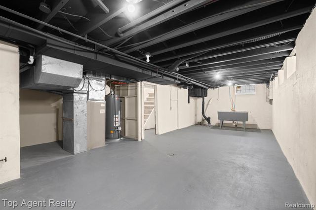 15093 Stahelin Avenue, Detroit, MI 48223