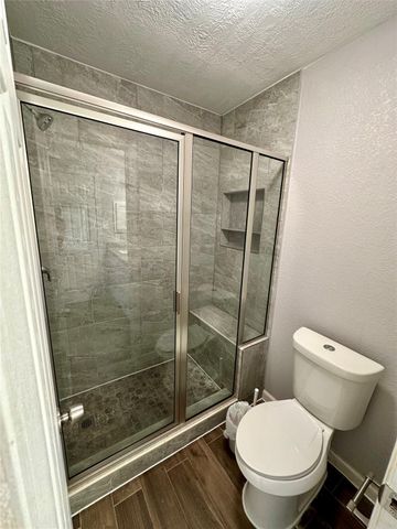 7254 Sonnet Glen Lane, Houston, TX 77095