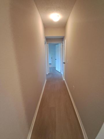 280 Crestwood Circle 102, Royal Palm Beach, FL 33411