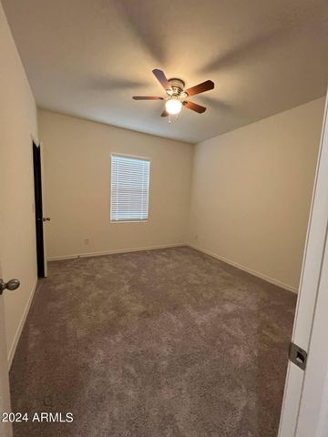 2004 E DRIFTWOOD Drive, San Tan Valley, AZ 85140