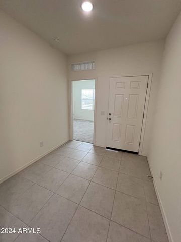 2004 E DRIFTWOOD Drive, San Tan Valley, AZ 85140