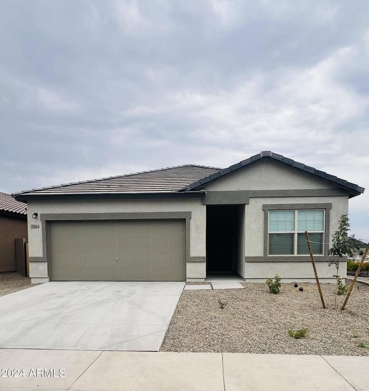 2004 E DRIFTWOOD Drive, San Tan Valley, AZ 85140