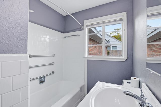 3917 Anita Street, Houston, TX 77004