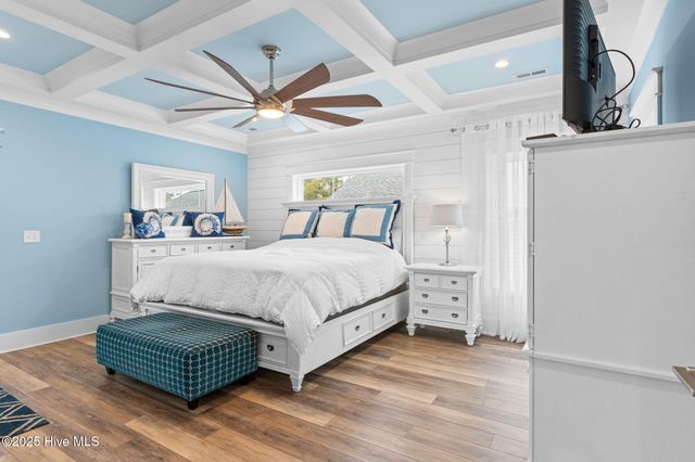 205 NE 59th Street, Oak Island, NC 28465