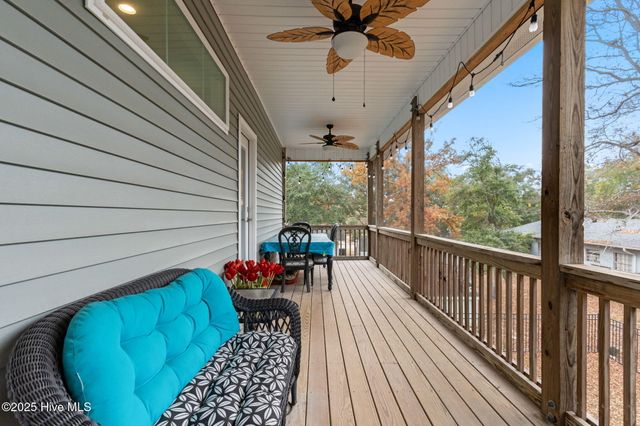 205 NE 59th Street, Oak Island, NC 28465