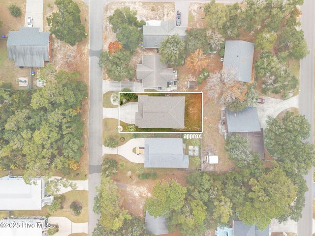 205 NE 59th Street, Oak Island, NC 28465