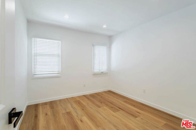 815 W Glenoaks Boulevard A, Glendale, CA 91202