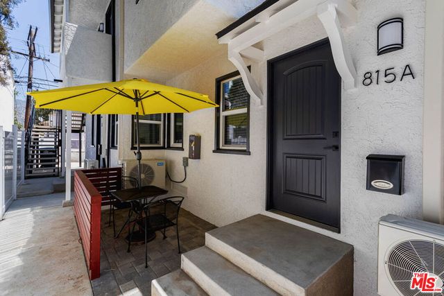 815 W Glenoaks Boulevard A, Glendale, CA 91202