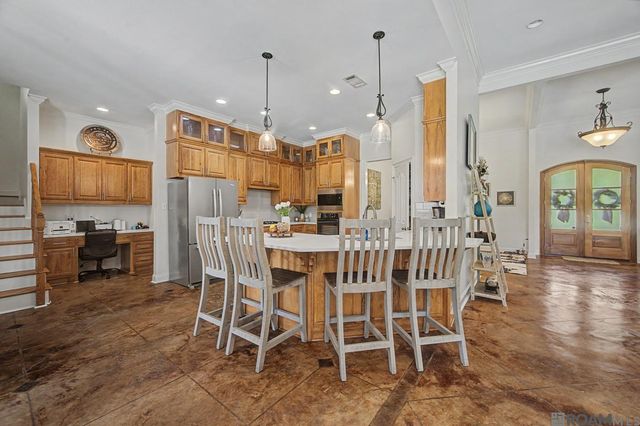 34062 Duff Rd, Walker, LA 70785