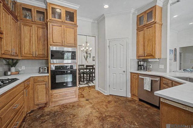 34062 Duff Rd, Walker, LA 70785